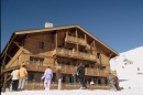  RES. CHALETS DU SOLEIL AUTHENTIC	 (, )